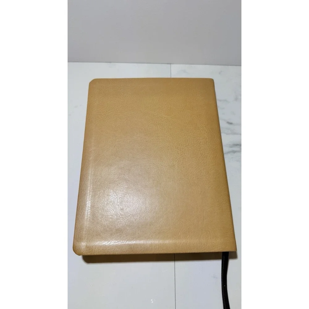 New World Translation of the Holy Scriptures Study Edition (Matthew-Acts)